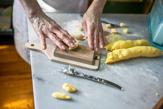 Cesarine: Market Tour & Cooking Class at Local's Home in Milan - Milanese Dishes You May Make: Pasta Techniques and Dessert You Can Replicate