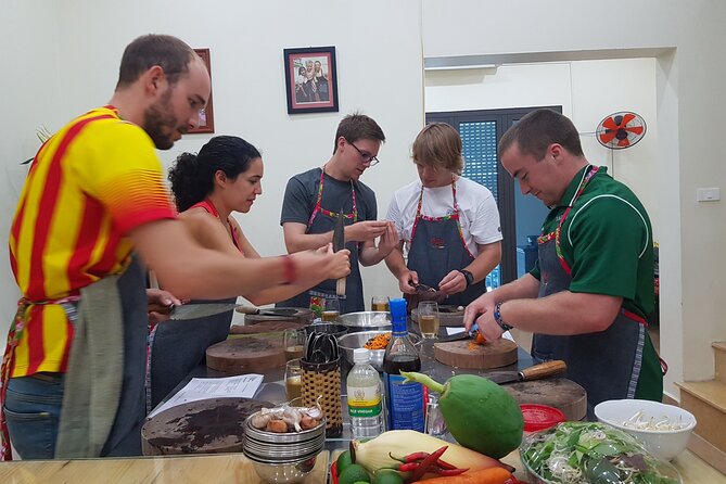 Chef Duyen's Home Cooking Classes and Market Tours - Market shopping that actually supports your dinner