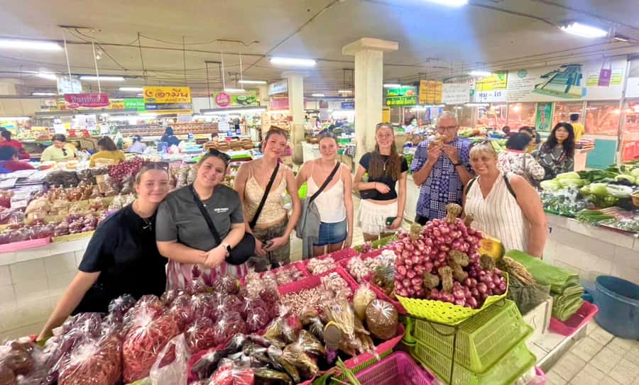 Chiang Mai: Ethical Elephant Sanctuary & Thai Cooking Class - Pickup in Chiang Mai Old City, then straight to real ingredients