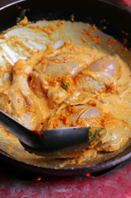 Chiang Mai : Traditional Northern Cooking Class - Northern curry with pork: spice logic, not just spice volume