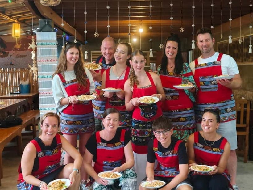 Chiang Mai: Traditional Thai Cooking Class with Market Tour - Practical Tips So You Get the Best Day in Chiang Mai