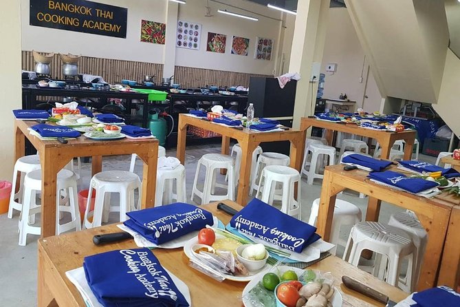 Choose 5 Dishes: Half-Day Cooking Class in Sukhumvit with Market Tour - Spice level, MSG, and dietary needs: practical and reassuring