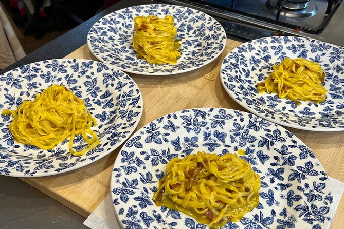 Como cooking class - Pasta and Tiramisu - How the class feels in practice: instruction, Q&A, and teamwork