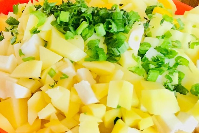 Cook like a Bajan cooking class - Practical details you should plan for (clothes, shoes, hair, gloves)