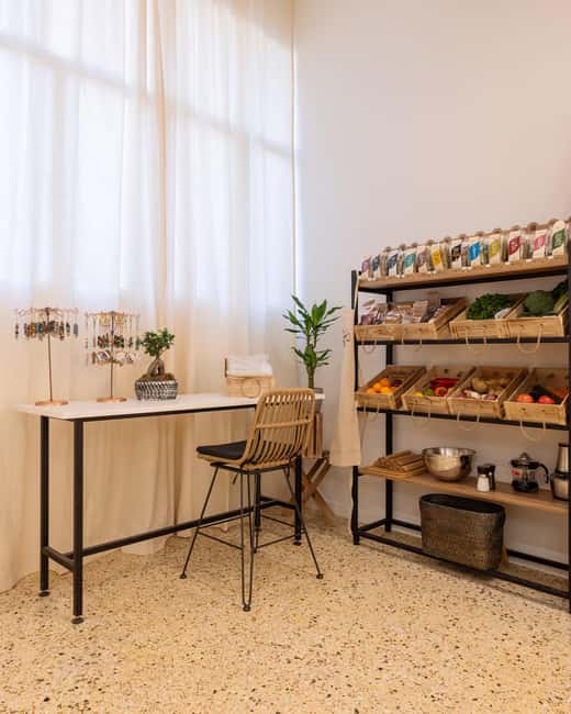 Cook like a Greek in a cooking Class in the heart of Athens - The 3.5-hour flow: how you go from prep to full meal