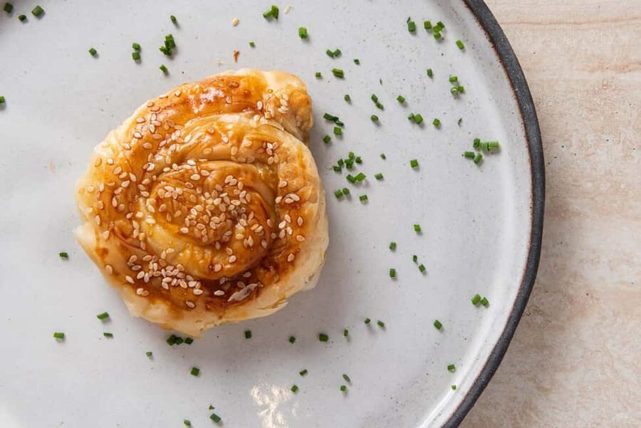Cook like a Greek in a cooking Class in the heart of Athens - Drinks and meal vibe: what’s included with the class