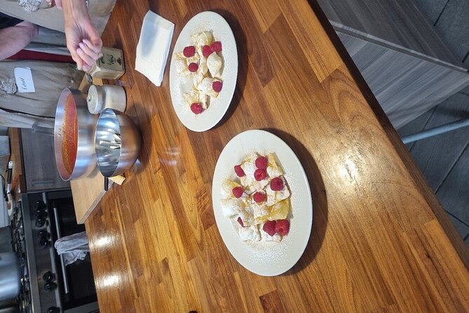 Cook With Us in Rome: A Hands-On Cooking Experience 09:20AM class - Family-Friendly Cooking and Vegan Options That Don’t Feel Like an Afterthought