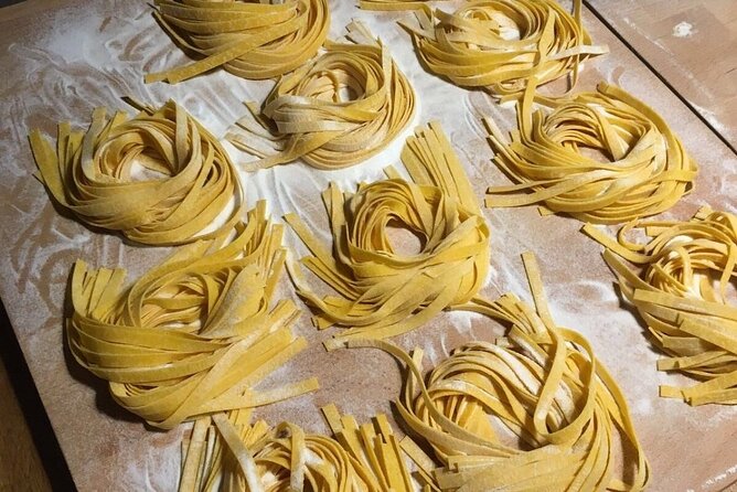 Cook with us in Rome: a Hands-On Cooking Experience 15:30PM class - The walk and the market: fresh ingredients plus a quick historic-center reset