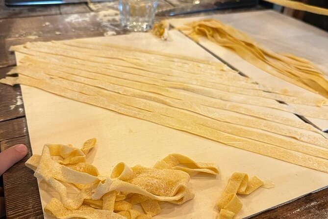 Cooking Class 2 Hour Spanish Steps - Fettucine and Tiramisù - Wine, limoncello, and the sweet finish that feels like Italy