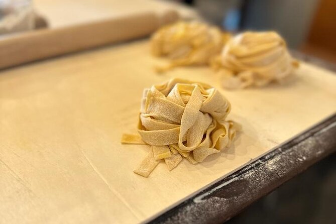 Cooking Class 2 Hour Spanish Steps - Fettucine and Tiramisù - What to know before you go: meeting point and chef variations