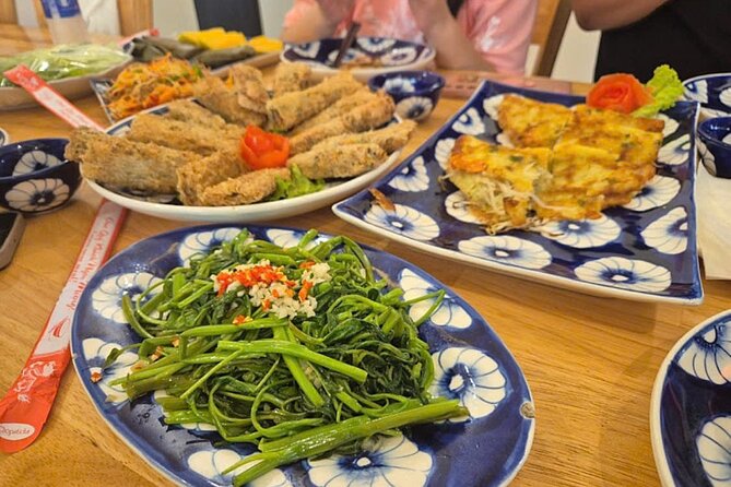 Cooking Class and Coconut Basket Boat Ride by Hangcoconut - Who should book this tour, and who might pass