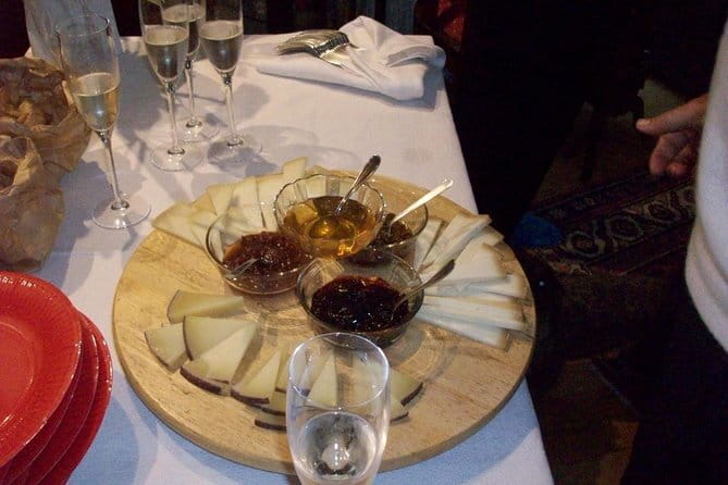 Cooking class and home made pasta in Florence with LA VIVANDIERA! - 5:00 pm to dinner: what a four-hour session feels like