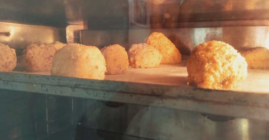 Cooking Class Arancini in Catania - Key things you’ll notice right away