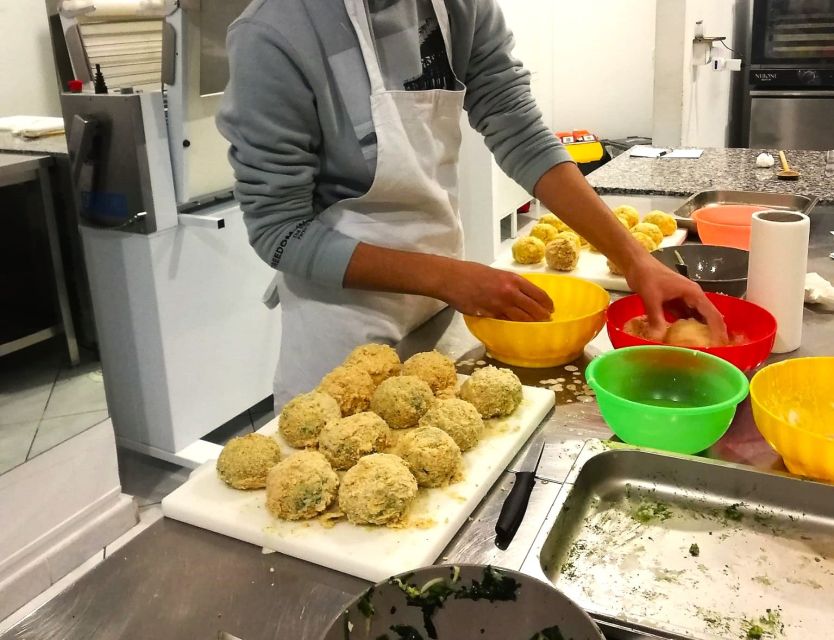 Cooking Class Arancini in Catania - Who this Catania arancini-and-almond-paste class is best for