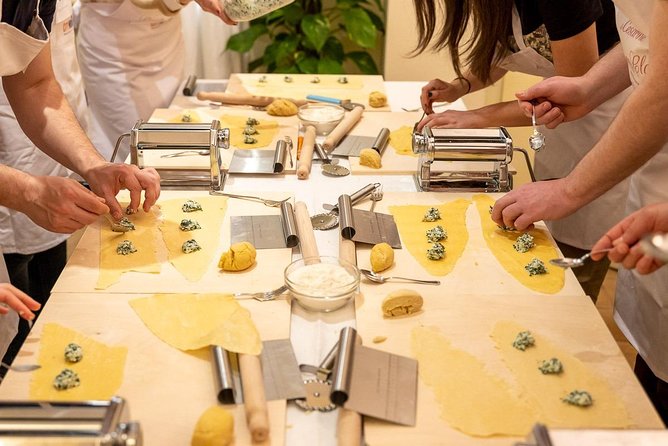 Cooking class at a Cesarina's home with tasting in Siracusa - Key takeaways before you book