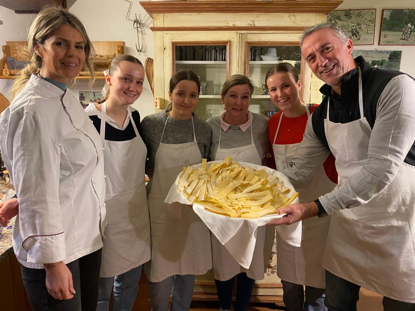 Cooking class at Villa Toscana near Cortona - Farm-to-table ingredients: olive oil, garden vegetables, and local wine