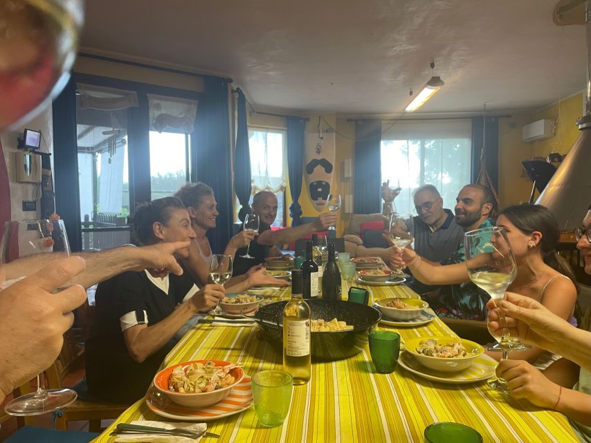 Cooking class, dinner and wine tasting in Lecce (Corigliano) - Music, laughter, and the social side that makes it memorable