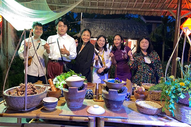 Cooking Class Hoi An - Organic Garden - Farming Tour-Handicrafts - The 2.5-hour start: garden walk, cutting herbs, gardening time, and folk games