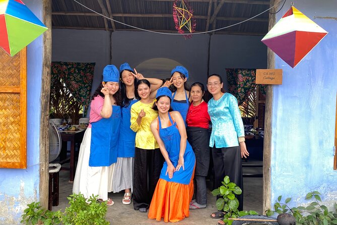 Cooking Class Hoi An - Organic Garden - Farming Tour-Handicrafts - What you learn through herbal drinks and plant benefits
