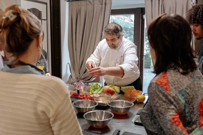Cooking Class in a Florentine Villa with Transfer for small group - Transportation that actually matters in Florence