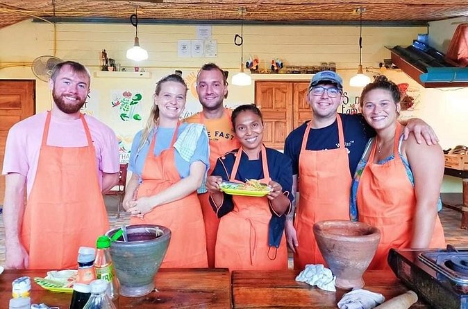 Cooking Class in Ko Samui for Small Group - Choosing Four Dishes: Your Class, Your Favorites