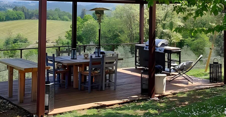 Cooking class in our family farm in Chianti with lunch - A hilltop Chianti farm where your cooking starts with a view