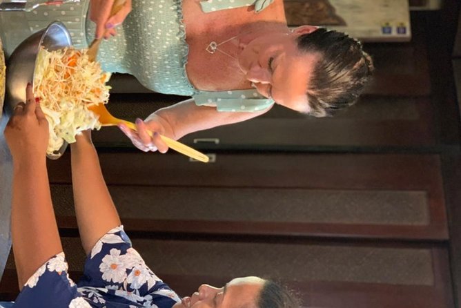 Cooking class in the comfort of your own personal villa. Yes, I'll come to you! - Dietary Changes: Vegan Options and Smart Chicken Communication