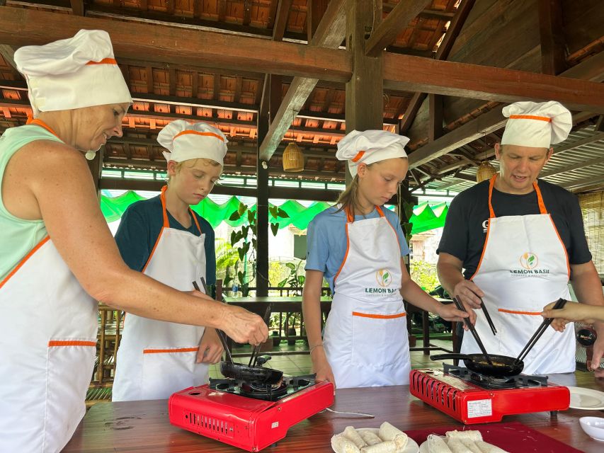 Cooking Class in Tra Que Organic Vegetable Village - Who should book this cooking class at Tra Que?