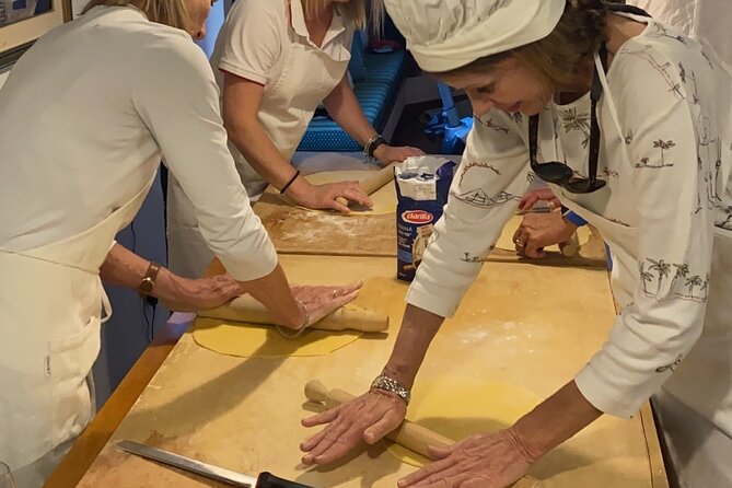 Cooking class in Tuscan Villa near Cortona - Key things that make this class worth your time