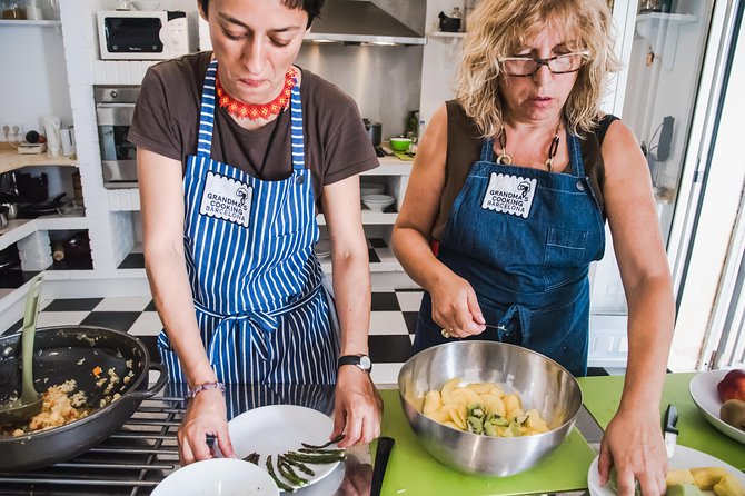 Cooking Class with Grandma. Groups & Corprative - From shopping to cooking: Santa Caterina Market ingredients