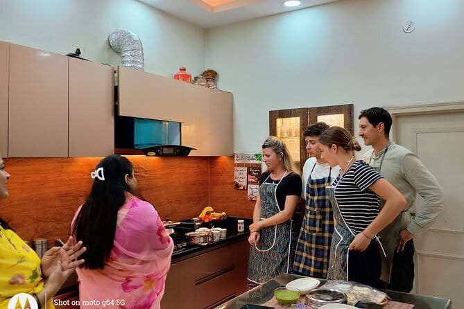 Cooking Class with Indian Family in Jaipur (Pickup & Drop Free) - The 3-hour flow: spices, hands-on cooking, and dinner together