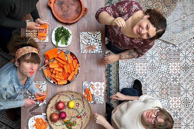 Cooking Class with Lacals in Marrakech . - The Historic Community Oven Stop for Moroccan Bread Heritage