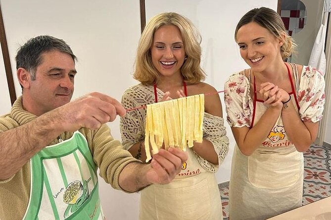 Cooking class with Pasta, mozzarella and Tiramisu with wine - Fresh Mozzarella: The Skill Behind the Wow Factor