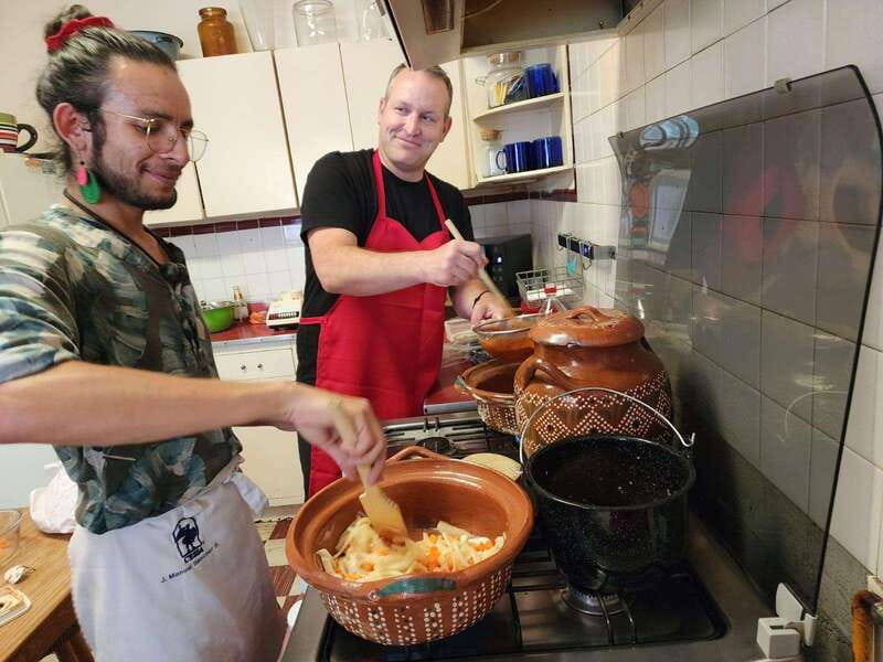 Coyocán: Market Tour and Cooking Class - Ricardo’s market walk: quesadillas, ingredient shopping, and real food history