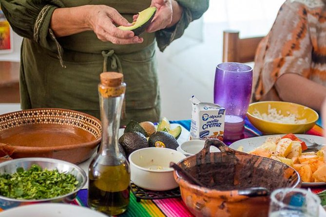 Cozumel Cooking Class - Josefina’s home kitchen: traditional tools you’ll actually use