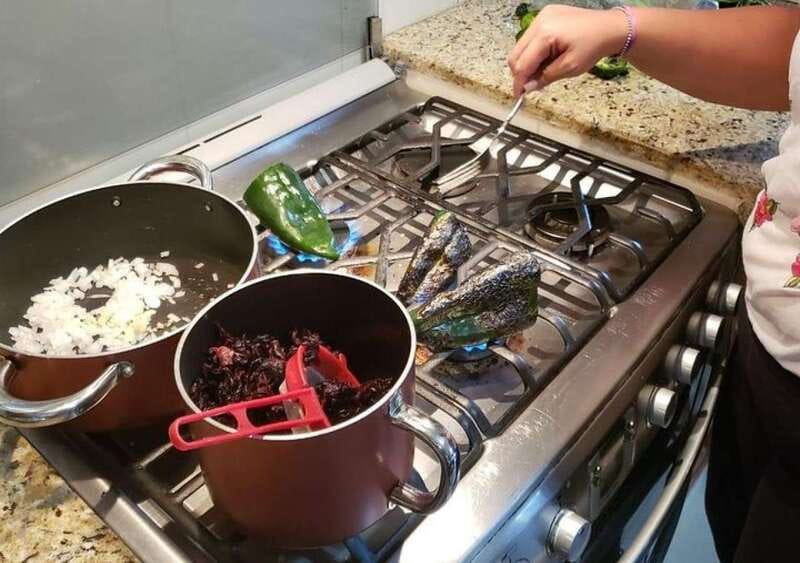 Cozumel: Private Cooking Class in a Family Kitchen - Meeting at Benito Juarez: find it, then relax