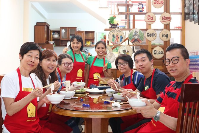 Da Nang Cooking Class with Coffee Tasting and Market Visit - First Stop: Vietnamese Coffee Tasting and Brewing Stories