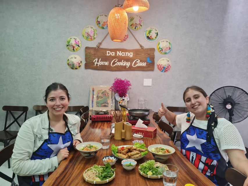 Da Nang Cooking: Market tour, farming, and cooking class - The Market Tour: Where You Learn the Shopping Shortcut