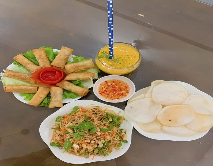 Da Nang: Traditional Cooking Class and Pho with Local Girl - Logistics That Matter: Small Group, Separate Entrance, No Hotel Pickup