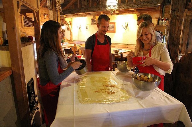 Dinner Cooking Class - Prezels, Dumplings, Apple Strudel & Music - Mozart and Sound of Music music during dinner