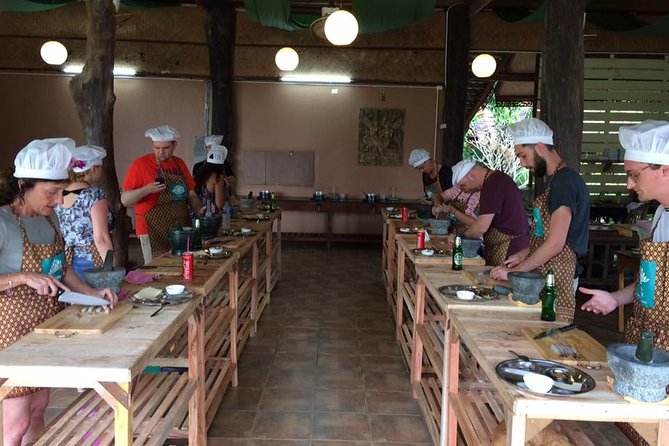 Dinner Cooking Class with Thai Master Chef at Sukho Cuisine Koh Lanta - The evening schedule: what happens from pickup to dessert