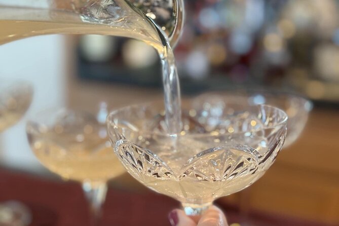 Easy and Elegant French Cooking Class with Wine near Laguna Beach - Welcome cocktail and appetizer: why it’s a better start than straight cooking