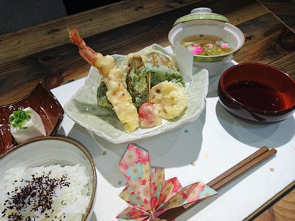 Enjoy artistic TEMPURA Cooking Class - Your Tempura Lineup: 4 Vegetables, 2 Seafood, Including One Big Shrimp