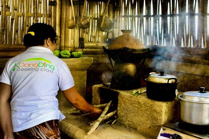 Exclusive Authentic Balinese Cooking Class at Family home - Duration, group size, and transport: what $75 buys in real terms