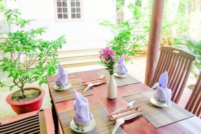 Farmer & cooking class package - In the Tra Que garden with farmer Mr Hai (and old-school tools)