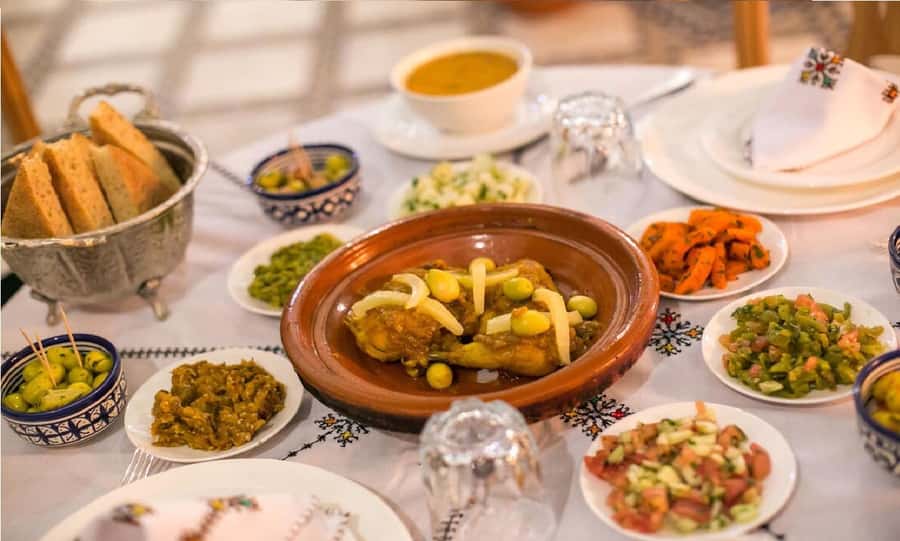 Fes: Private Moroccan Cooking Class - The souk walk: buying spices with purpose, not souvenirs