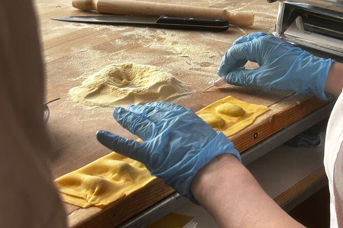 Fettuccine Pasta Cooking Class in Rome City Center - The Rome route: Pantheon, Trevi Fountain, and Vatican City (without losing focus)