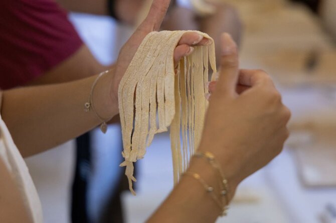 Fettuccine Ravioli and Tiramisu Cooking Class in Rome - Fettuccine From Scratch: Dough, Rolling, and Cutting Like an Italian