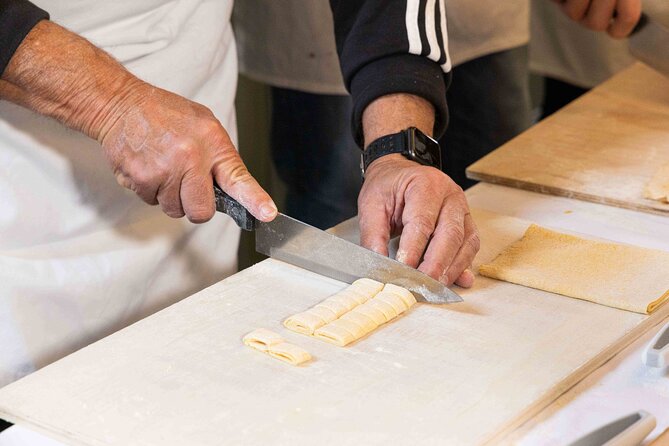 Fettuccine Ravioli and Tiramisu Cooking Class in Rome - Logistics That Actually Matter Before You Go