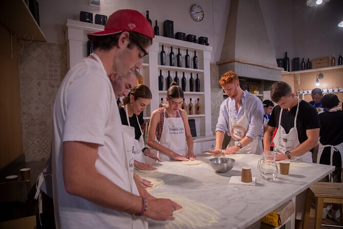 Florence Cooking Class The Art of Making Gelato & Authentic Pizza - Pizza Dough and Pizza History: What You Learn Before the Oven